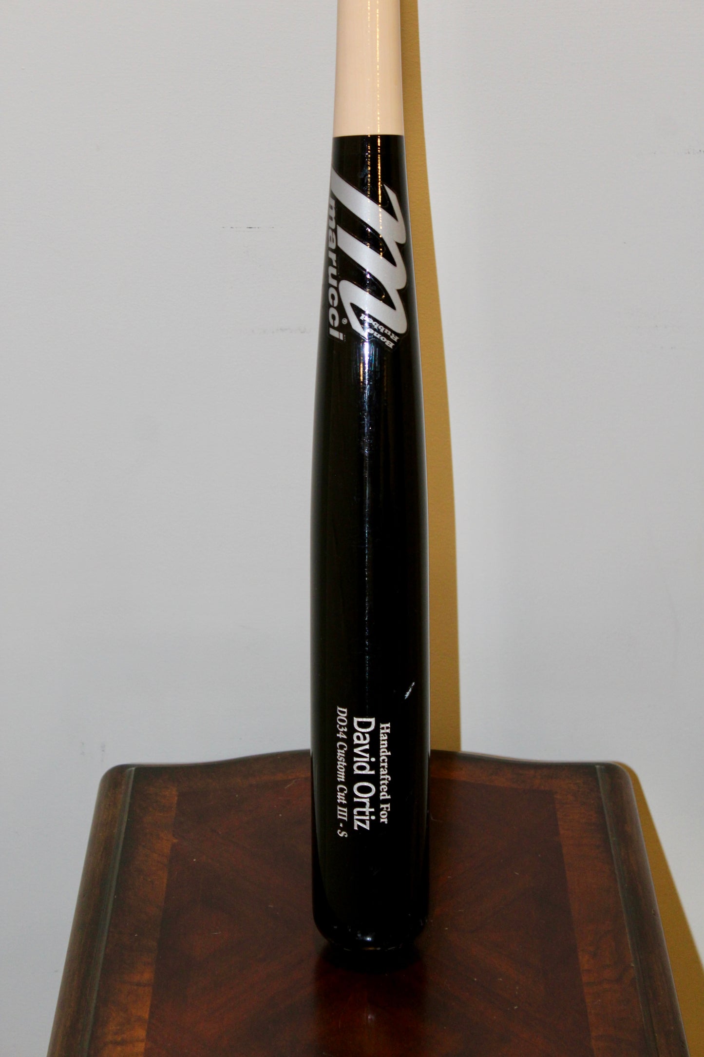 David Ortiz Limited Edition Black Bat – Numbered (35 inches)