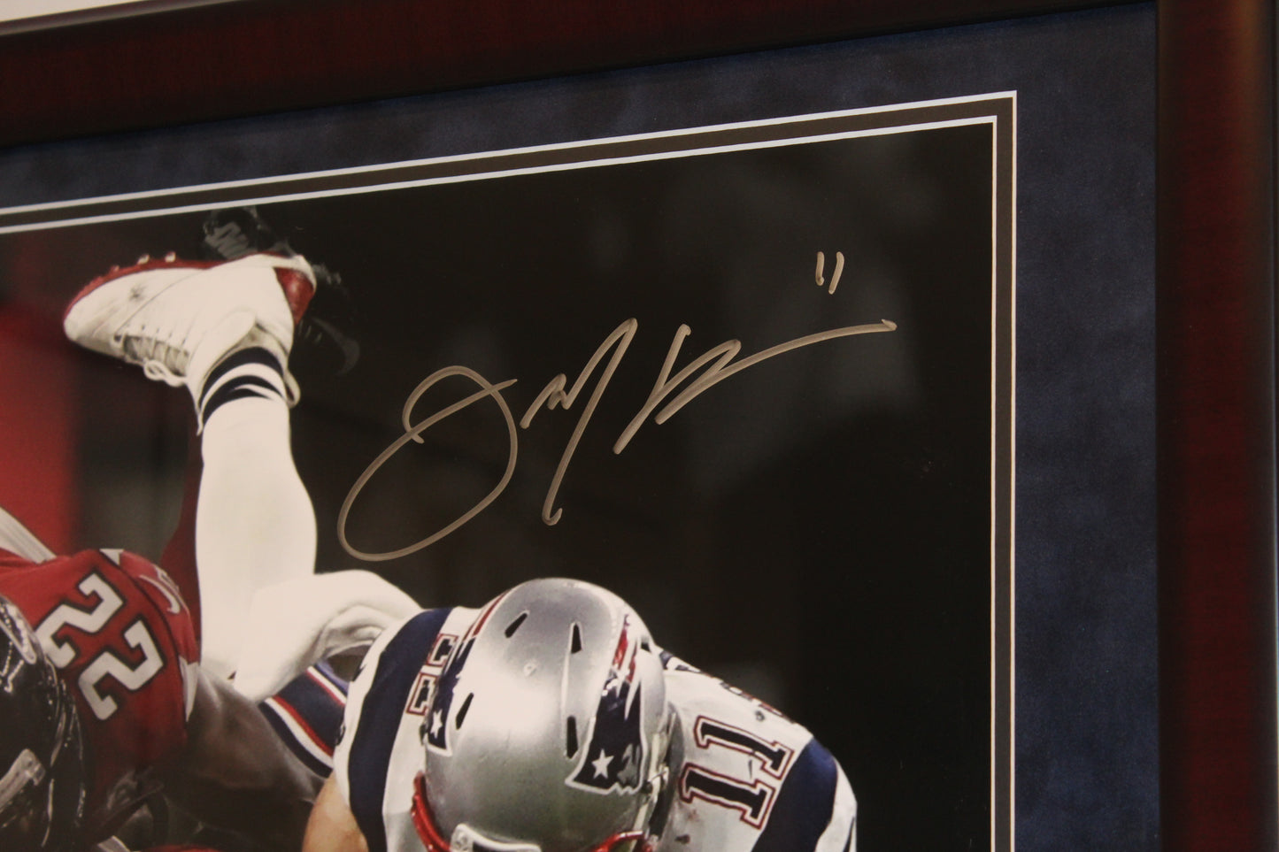 Julian Edelman Signed and Framed "The Catch" Picture (28x24)