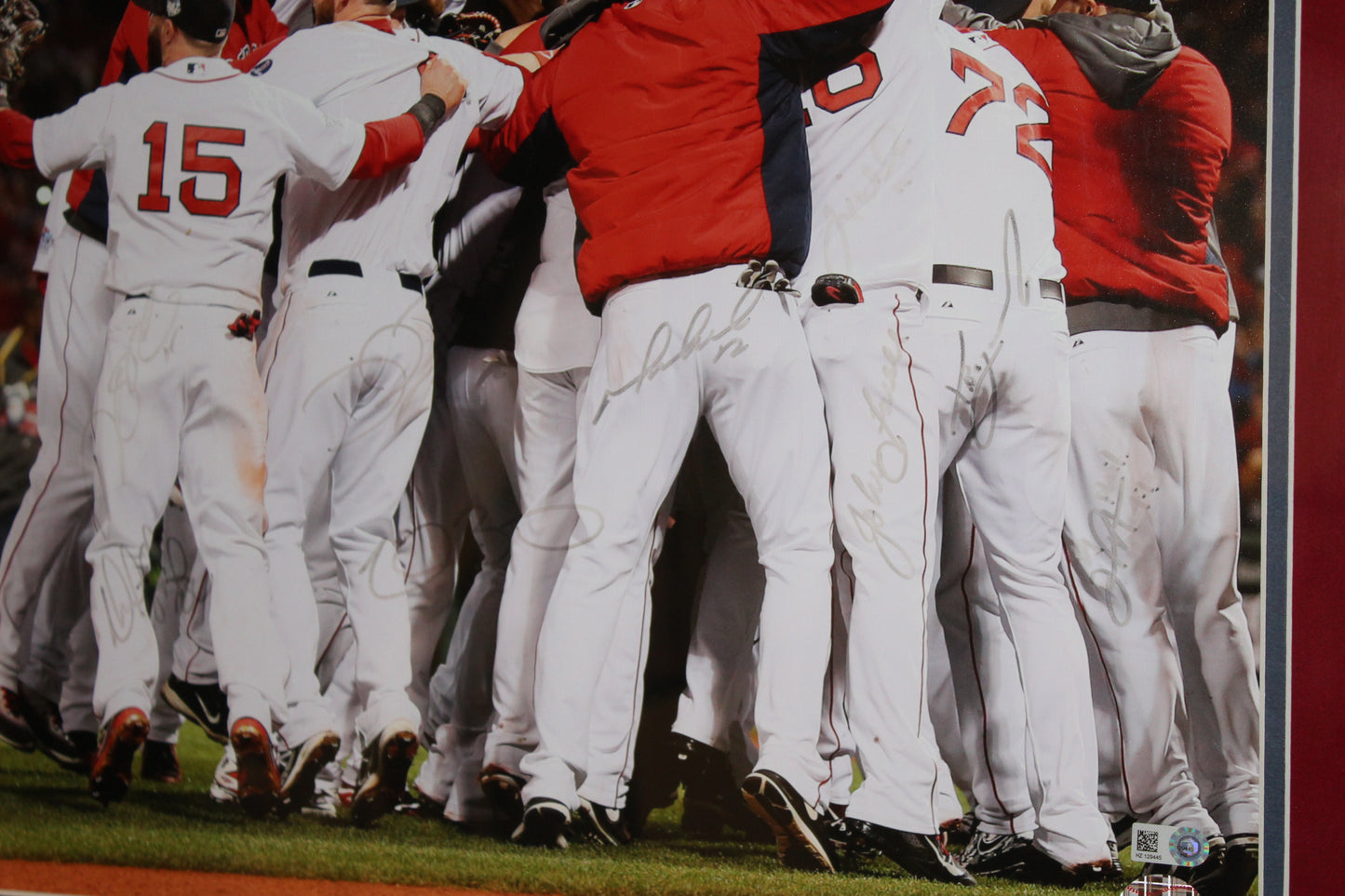 Red Sox 2013 Champions Team-Signed and Framed Picture 28x28